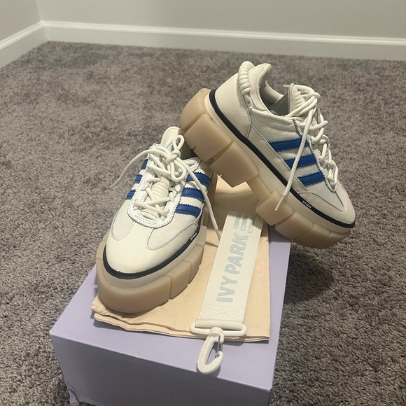 IVY PARK| platform shoes| Rodeo collection - Picture 3 of 4